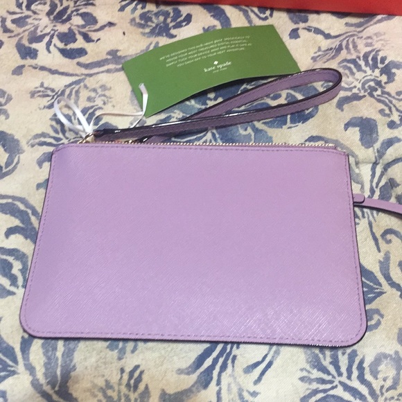 Kate Spade Tinie Wristlet. NWT - Picture 2 of 4